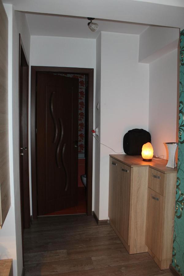 Central Cosy Apart Oradea Apartment ภายนอก รูปภาพ